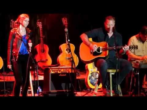 Acoustic-4-A-Cure 2016 &quot;I Put A Spell On You&quot; Cali Hetfield, James Hetfield