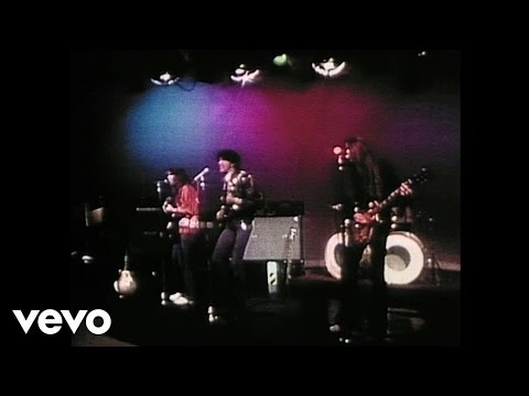 Thin Lizzy - The Boys Are Back In Town (Official Music Video)