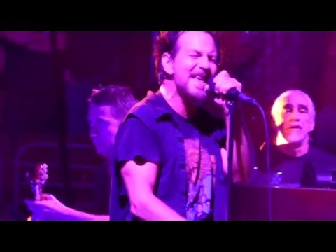 Pearl Jam - Release - Philadelphia (April 29, 2016)