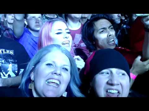 Everlong Live...call out to those that leave early, Dave Grohl, Foo Fighters, Nampa, ID 12-7-17
