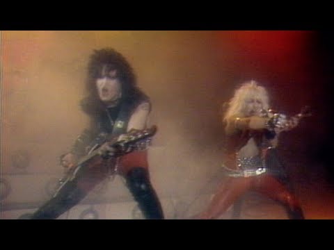 Mötley Crüe - Live Wire (Official Music Video)