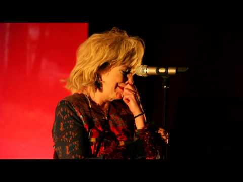 Julee Cruise- &#039;The World Spins&#039;- Twin Peaks Festival 2010-London