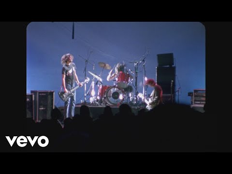 Nirvana - School (Live At The Paramount, Seattle / 1991)