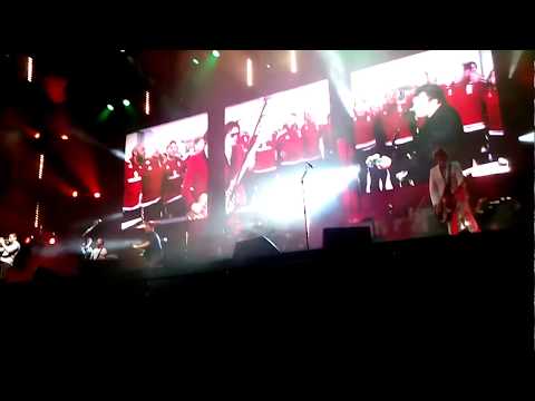 Manic Street Preachers - Together Stronger (C&#039;mon Wales) - Swansea 28 may 2016