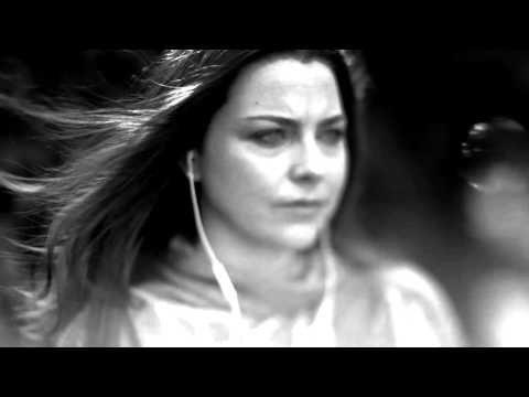 AMY LEE - &quot;With or Without You&quot; by U2