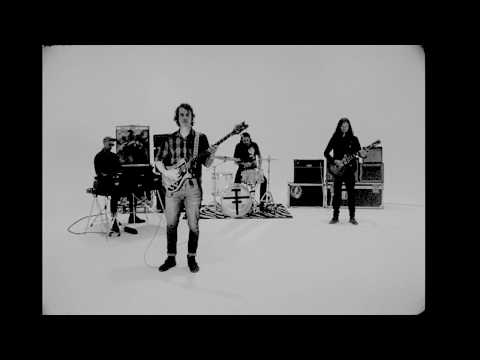ALL THEM WITCHES - DIAMOND - OFFICIAL MUSIC VIDEO