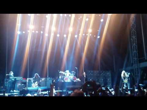 Ozzy Osbourne - Bark at the Moon (Live) Opening song Rock USA