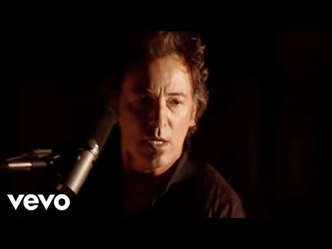 Bruce Springsteen - Radio Nowhere (Video)