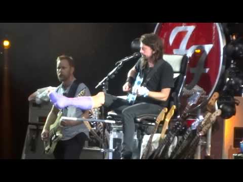 “Times Like These (Acoustic) &amp; Under Pressure” Foo Fighters@RFK Stadium Washington DC 7/4/15