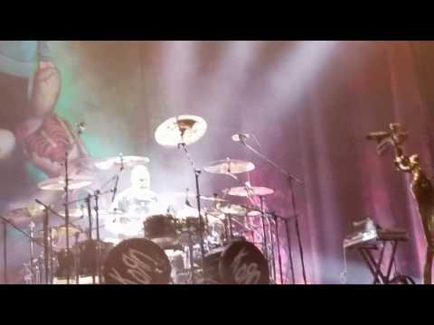 Korn - Drums &amp; Bass solo Ray Luzier ft Tye Trujillo Live Bogota 2017 04 17