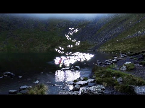 Marconi Union - Weightless (Official Video)