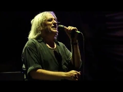 Γιάννης Αγγελάκας &amp; 100°C - Ταξιδιάρα Ψυχή - Official Live - Τεχνόπολη 2017