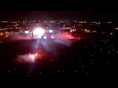 Arctic Monkeys - I Bet You Look Good On The Dancefloor Live Glastonbury 2013 HD