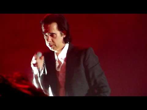 Nick Cave &amp; the Bad Seeds - Higgs Boson Blues...forgot the words (Hobart 13.01.17)