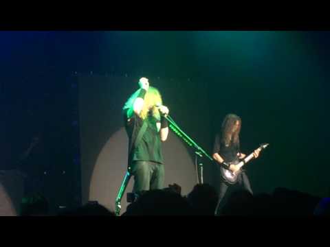 Megadeth and Dave Mustaine pay tribute to Chris Cornell in Tokyo, Japan 18/05/17