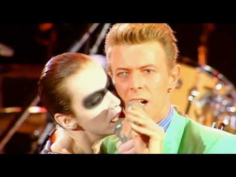 Queen &amp; Annie Lennox &amp; David Bowie - Under Pressure - HD