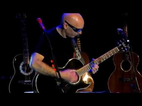Acoustic-4-A-Cure 2016 &quot;Always With Me, Always With You&quot; Satriani, Johnson, Lee