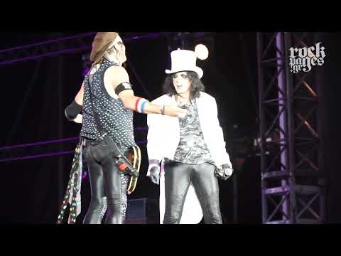 Alice Cooper - School&#039;s Out (OAKA - Athens, Greece - 6/7/2022)