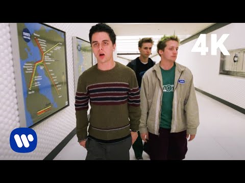 Green Day - When I Come Around [Official Music Video] (4K Upgrade)
