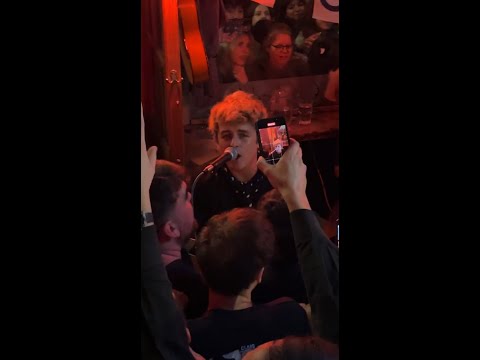 Green Day Small Acoustic Show in London Pub (The Marquis, Covent Garden) (11/9/2023)