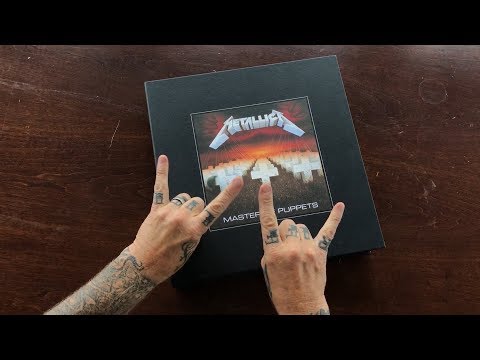 Metallica: Master of Puppets (Deluxe Box Set) Unboxing Video