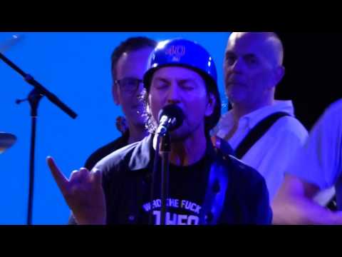 Eddie Vedder - Rockin&#039; In The Free World - Hot Stove Cool Music, Boston (April 29, 2017)