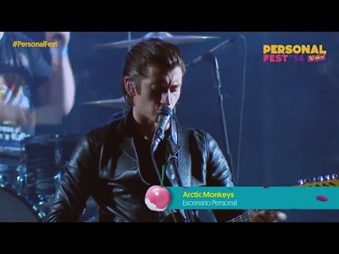 Arctic Monkeys - Knee Socks (Live at Personal Fest)