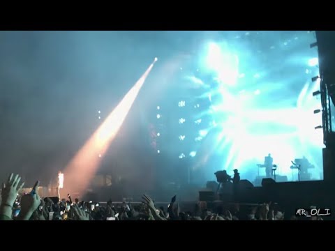 Jay-Z - Tribute to Chester Bennington - Numb / Encore - V Festival