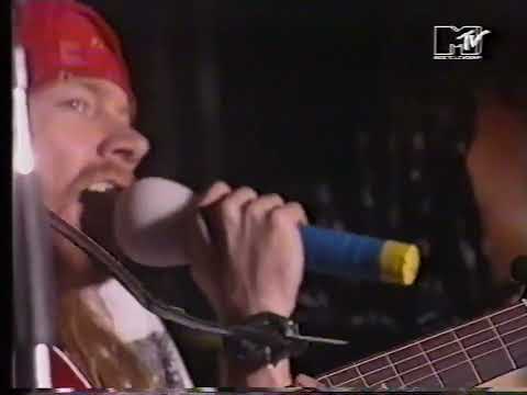 Guns N Roses - Athens 1993 With Izzy [WTTJ, You Aint the first, Dead Horse]