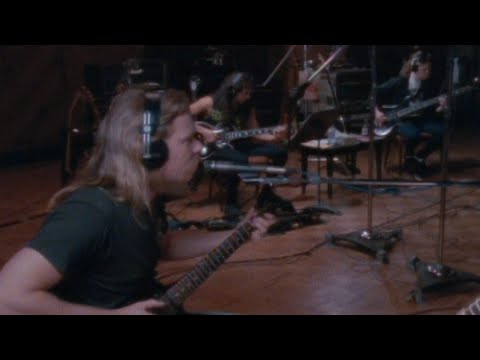 Metallica: Nothing Else Matters (Official Music Video)