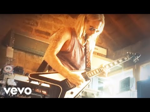 Judas Priest - No Surrender (Official Video)