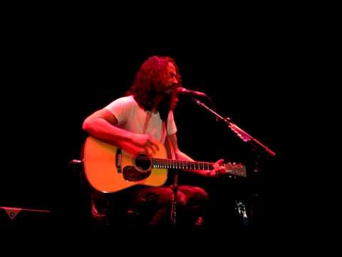 Chris Cornell - Billie Jean (Victoria 2011)