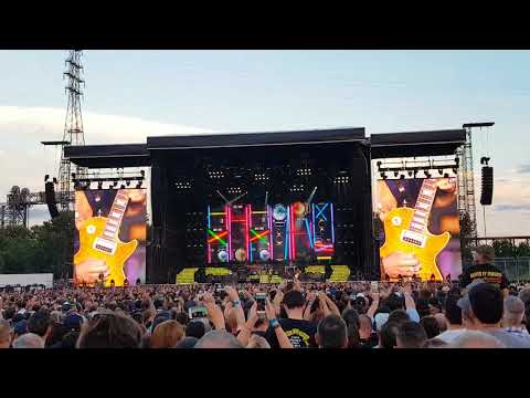 Guns N&#039; Roses Welcome to the Jungle, Montreal 19-08-2017