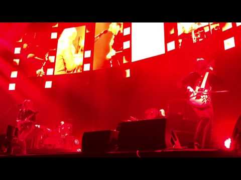 Radiohead - Burn the Witch (Live)