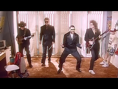Queen - The Invisible Man (Official Video Remastered)