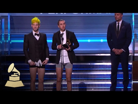 Twenty One Pilots Wins Best Pop Duo / Group Performance | Acceptance Speech | 59th GRAMMYs