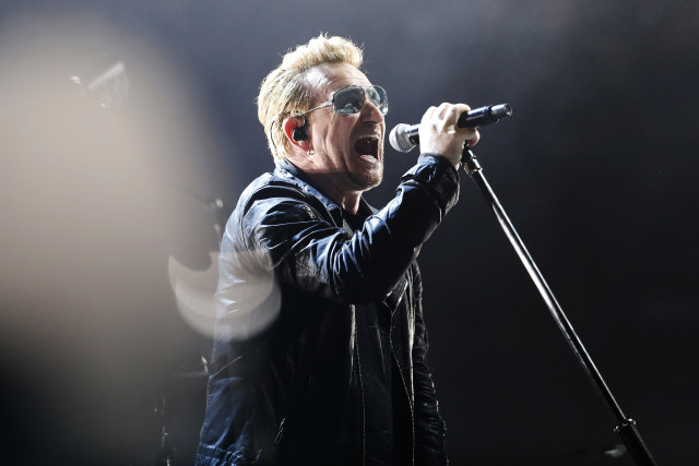 Bono (U2) France concert