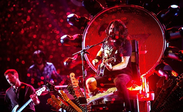 Foo Fighters - Dave Grohl Live
