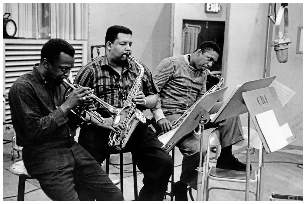 Από αριστερά προς τα δεξιά: Miles Davis, Cannoball Adderley και John Coltrane σε μια από τις μεγαλύτερες τζαζ συνεργασίες όλων των εποχών