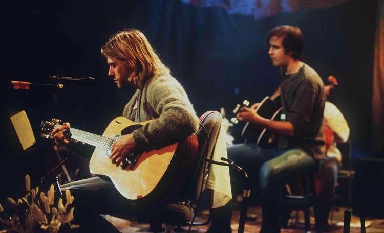 Kurt Cobain και Krist Novoselic στο MTV Unplugged