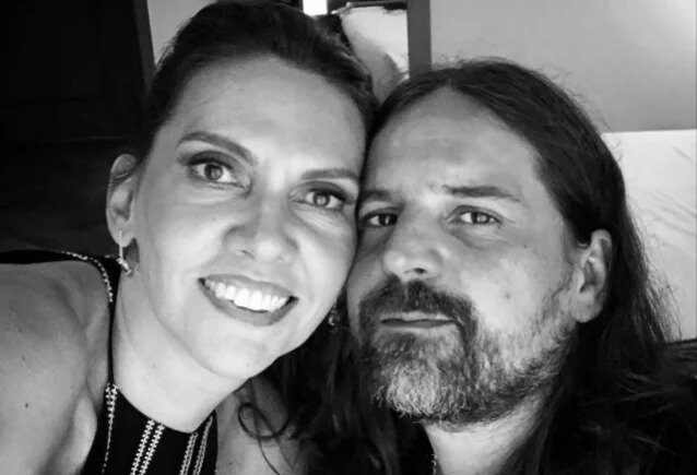 Andreas Kisser: Πέθανε η σύζυγος του κιθαρίστα των Sepultura