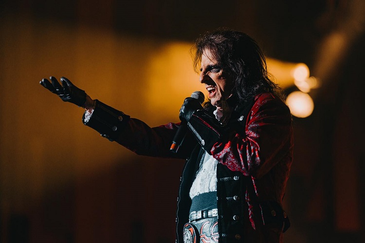Alice Cooper - Hollywood Vampires Credits - Aaron Perry