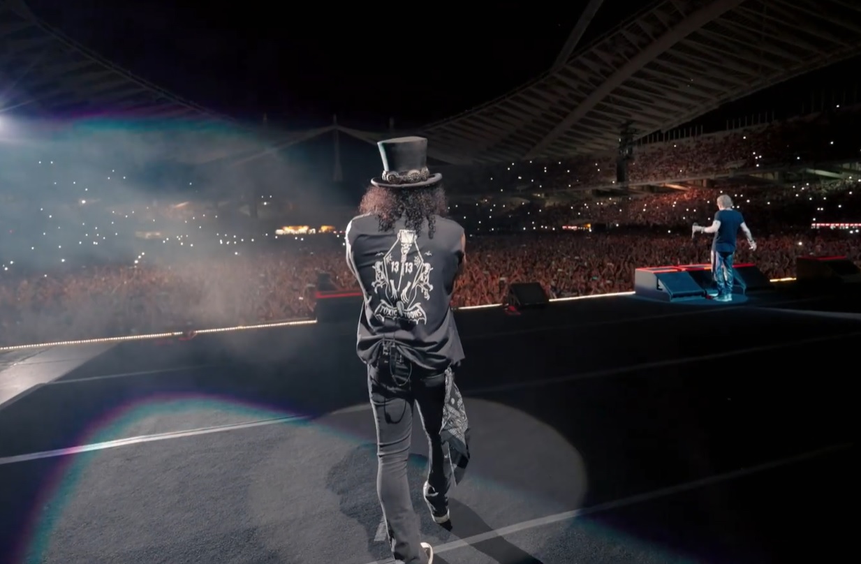 Slash - Guns N' Roses live in Athens 2023